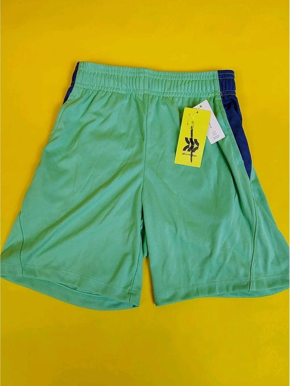 NWT All In Motion Boys Training Shorts Size S 6-7 Green Navy Blue Athletic Mesh